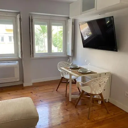 Appartement T2 Alvalade Em 3 Pessoas Lissabon